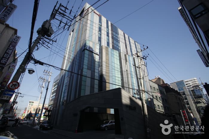 트리아 관광호텔